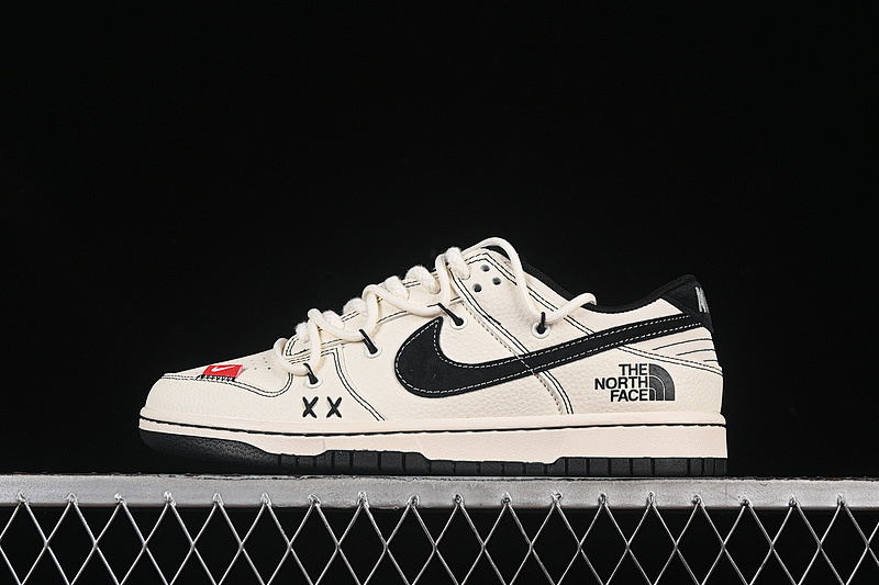 Off-White Nike SB DUNK LOW OFF WHITE/BLACK · YX5066-286, photo 1