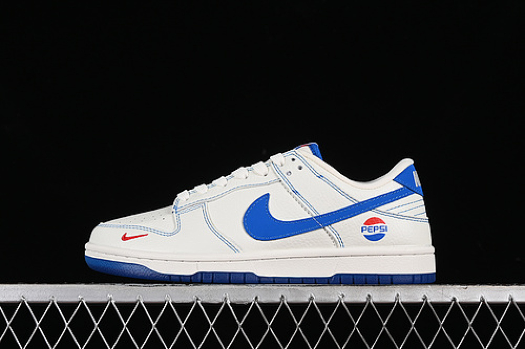 Unbranded [XB3802-349]-[SB DUNK LOW WHITE/RED/BLUE]-[WOMAN:36-39]-[MAN:40-45], photo 1