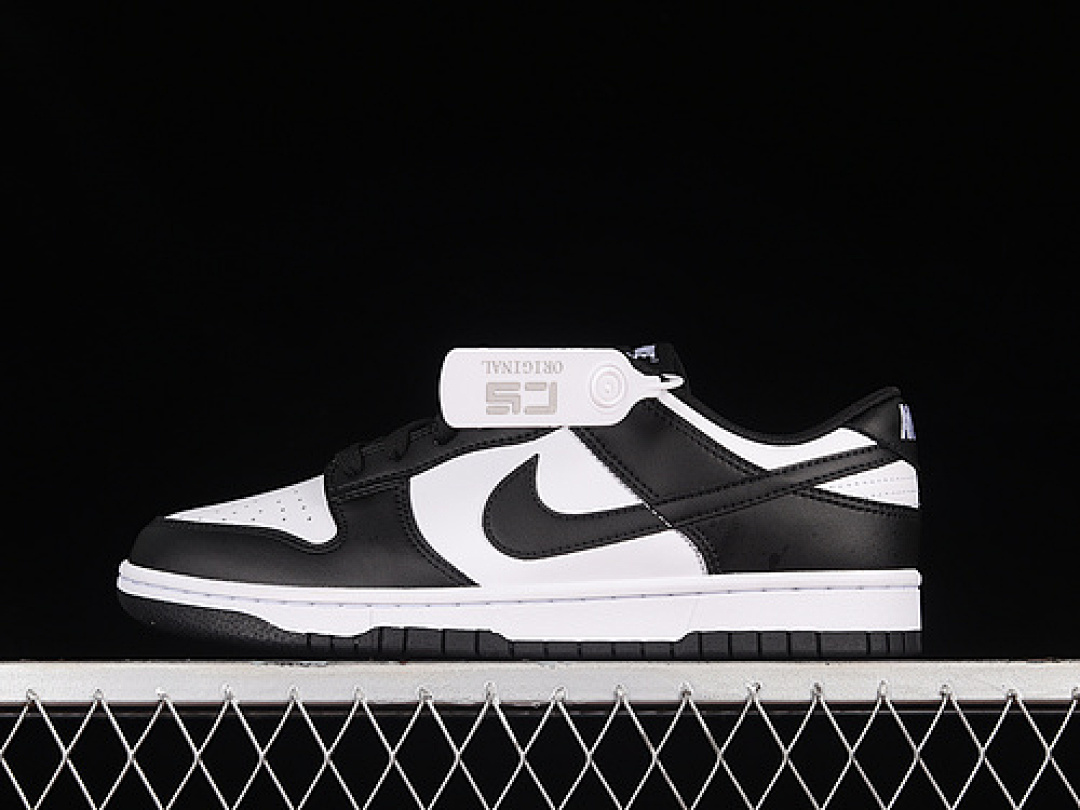 Unbranded [DD1391-100]-[SB DUNK LOW WHITE/BLACK/WHITE]-[WOMAN:35-39]-[MAN:40-46], photo 1