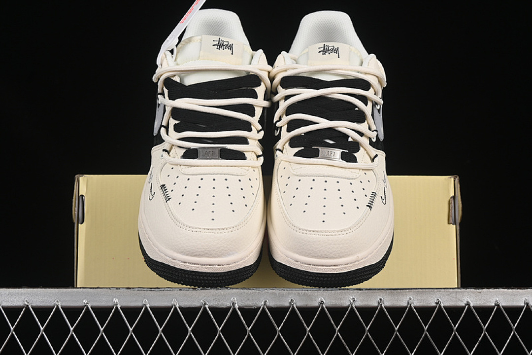 Nike [DM6868-073]-[AIR FORCE 1 07 LOW WHITE/GREY/BLACK]-[WOMAN:36-39]-[MAN:40-45] - Image 13