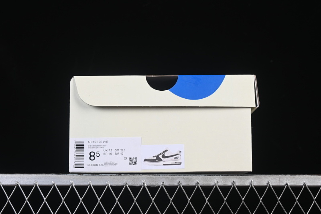 Nike [NH0601-574]-[AIR FORCE 1 07 LOW CASUAL SNEAKERS BLACK/WHITE]-[WOMAN:36-39]-[MAN:40-45] - Image 11
