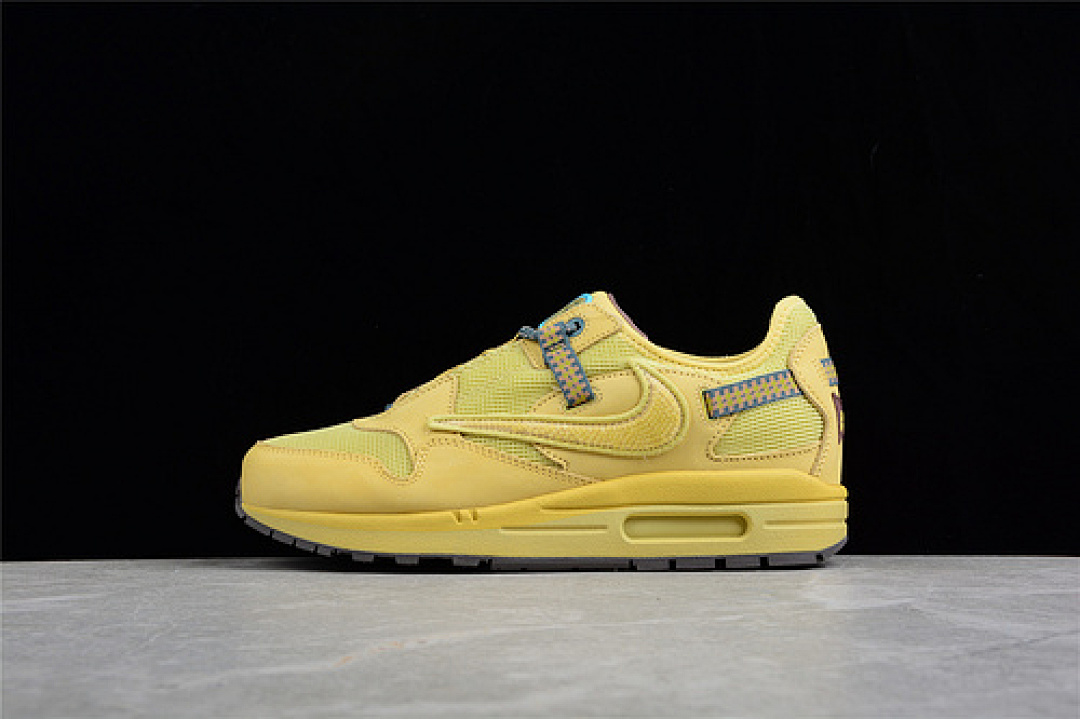 Unbranded [DO9392-700]-[TRAVIS SCOTT X AIR MAX 1 SATURN GOLD/SATURN GOLD]-[UNISEX:36-47.5], photo 1