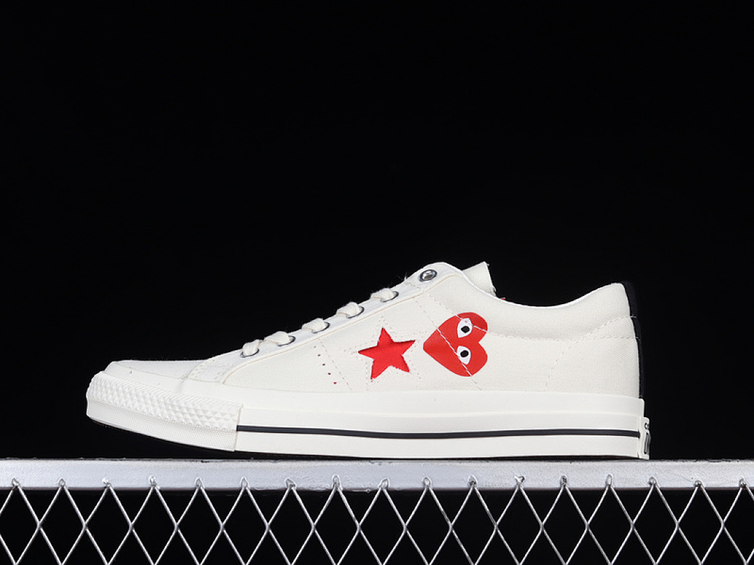 Converse [A01792C]-[COMME DES GARÇONS PLAY X ONE STAR CLOUD DANCER/RED/WHITE]-[WOMAN:35-39]-[MAN:40-44], photo 1