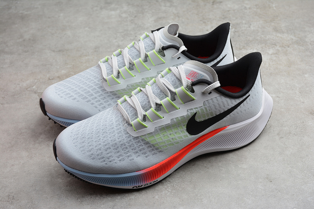 Nike [CZ9308-001]-[AIR ZOOM PEGASUS 37 PURE PLATINUM/LASER CRIMSON-PSYCHIC BLUE-BLACK] - Image 11