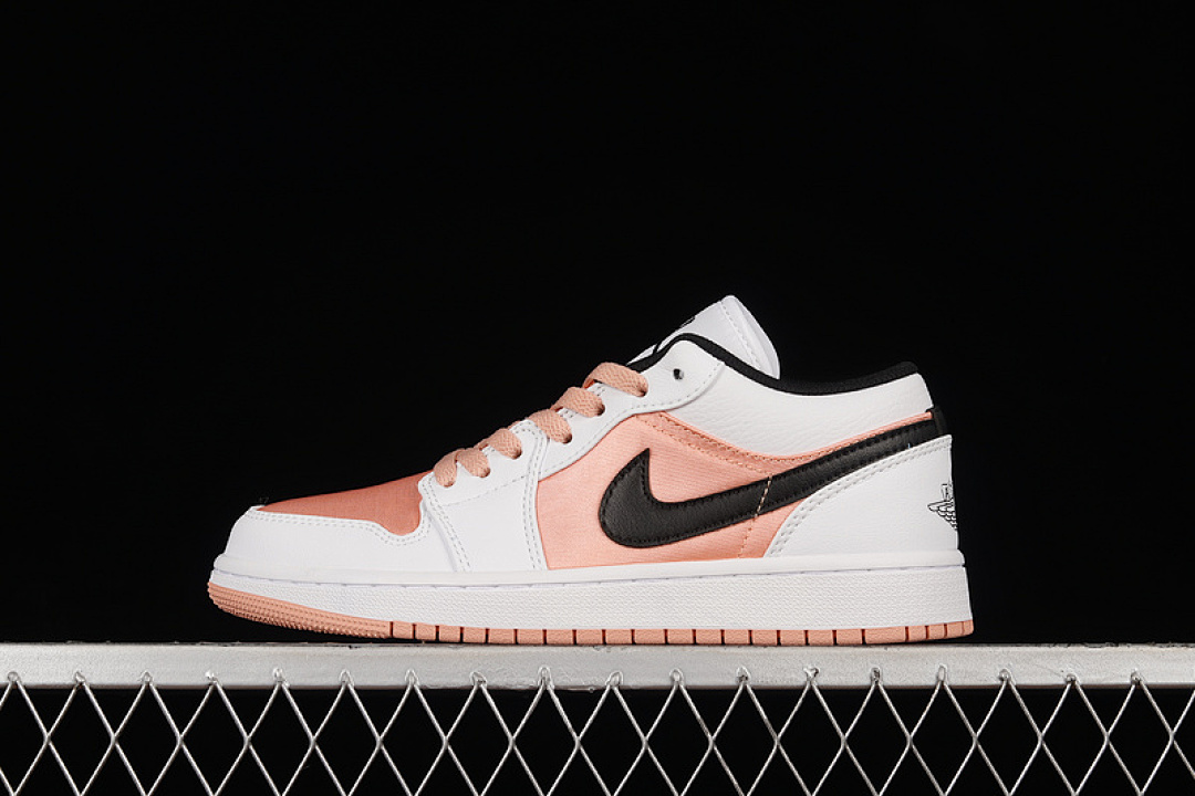 Jordan [DM8960-801]-[AIR JORDAN 1 LOW GS LIGHT MADDER ROOT/BLACK/WHITE]-[WOMAN:36-40], photo 1