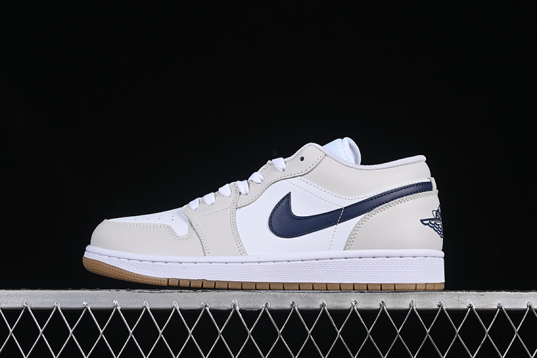 Jordan [553558-146]-[AIR JORDAN 1 LOW WHITE/NEUTRAL GREY/GUM MEDIUM BROWN/MIDNIGHT NAVY]-[36-46], photo 1