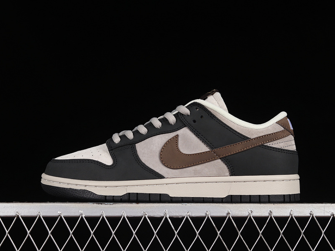 Nike OTOMO KATSUHIRO SB DUNK LOW STEAMBOY OST WHITE/BLACK/GREY/BROWN · LF0039-003, photo 1