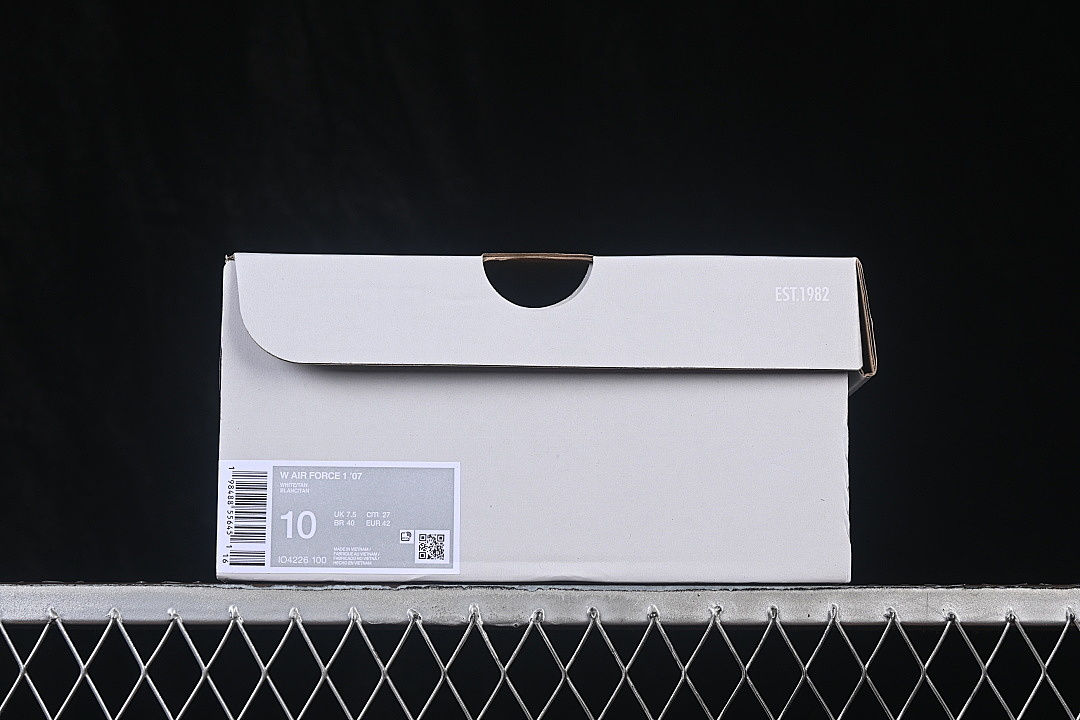Nike [IO4226-100]-[AIR FORCE 1 07 LOW CASUAL SNEAKERS WHITE/GREEN/WHITE]-[WOMAN:36-39]-[MAN:40-45] - Image 12