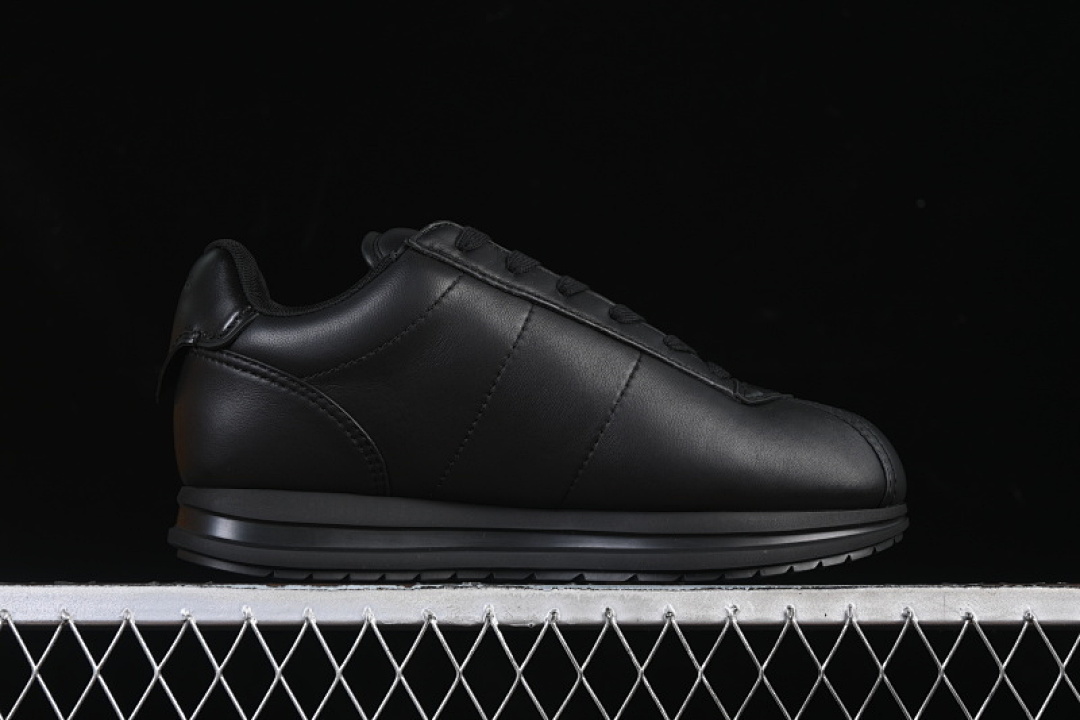 Louis Vuitton [1AIKEF]-[BUTTERSOFT LOW-TOP CASUAL SHOES BLACK/BLACK]-[WOMAN:39]-[MAN:40-46] - Image 16