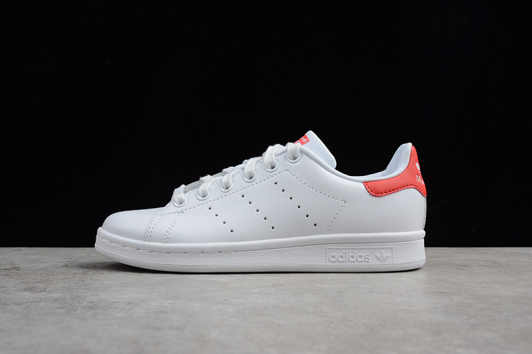Unbranded [M20326]-[AD STAN SMITH WHITE/WHITE/RED]-[WOMAN:36-39 1/3]-[MAN:40-44]-[OG00114], photo 1