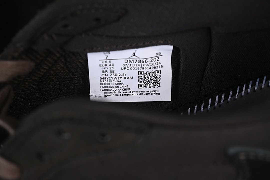 Jordan [DM7866-202]-[TRAVIS SCOTT AIR JORDAN 1 LOW OG BLACK/BLACK/BLACK]-[WOMAN:36-39]-[MAN:40-48.5] - Image 6