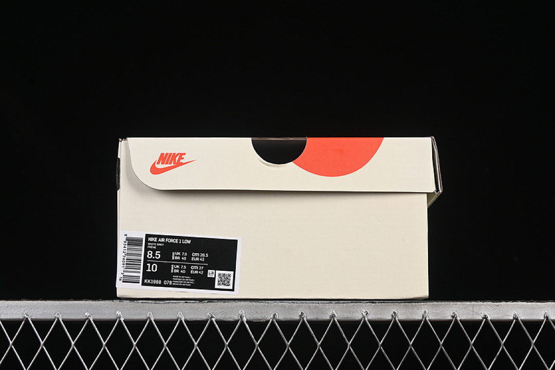 Nike [KK1988-078]-[AIR FORCE 1 07 LOW KAWS WHITE/GREY]-[WOMAN:36-39]-[MAN:40-45] - Image 12