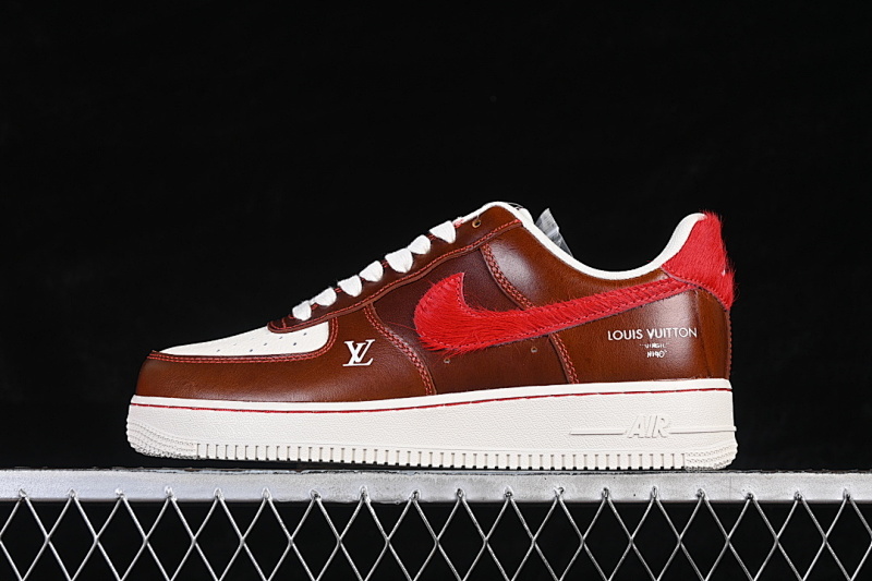 Nike Nike AIR FORCE 1 07 LOW RED/WHITE · FV3694-103, photo 1