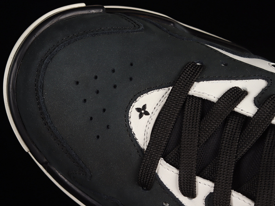 Louis Vuitton [L*V TRAINER 2 SNEAKERS BLACK/WHITE/BLACK]-[WOMAN:36-39]-[MAN:40-45] - Image 10