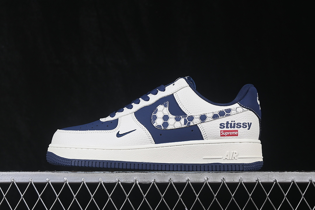 Nike Nike AIR FORCE 1 07 LOW CASUAL SNEAKERS NAVY BLUE/DARK BLUE · DW8806-027, photo 1