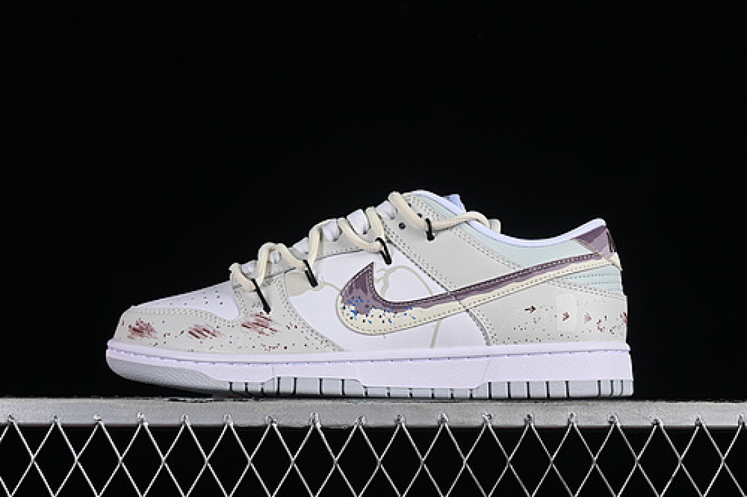 Unbranded [DV0831-101]-[DUNK LOW SB NEUTRAL WHITE/PURE PLATINUM/BROWN]-[WOMAN:35.5-39]-[MAN:40-46], photo 1