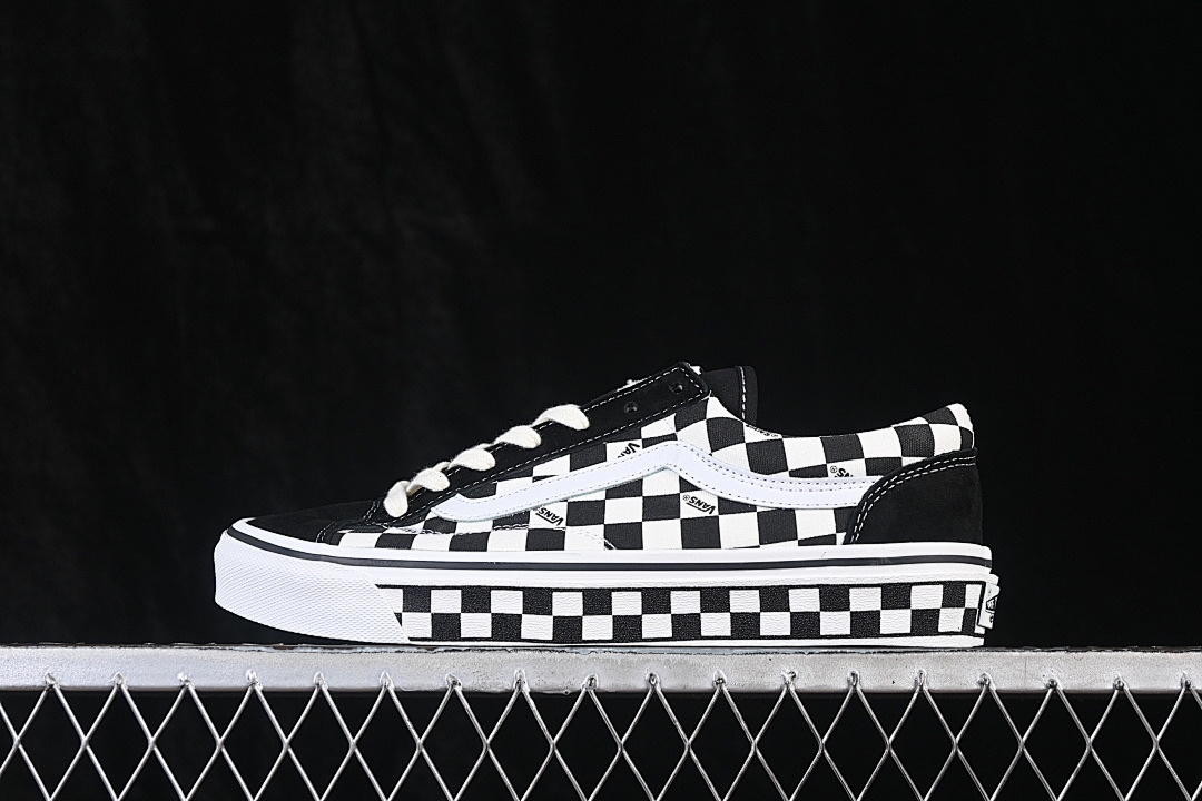 Unbranded [VN0A3DZ3C2Y]-[STYLE 36 ANTI SLIP CASUAL SKATE SHOES BLACK/WHITE]-[WOMAN:35-39]-[MAN:40-44], photo 1