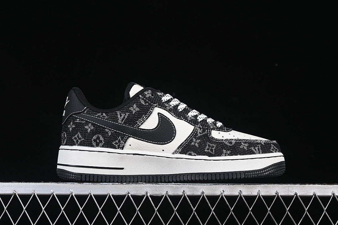 Nike [NH0601-579]-[AIR FORCE 1'07 LOW WHITE/BLACK]-[WOMAN:36-39]-[MAN:40-45] - Image 16