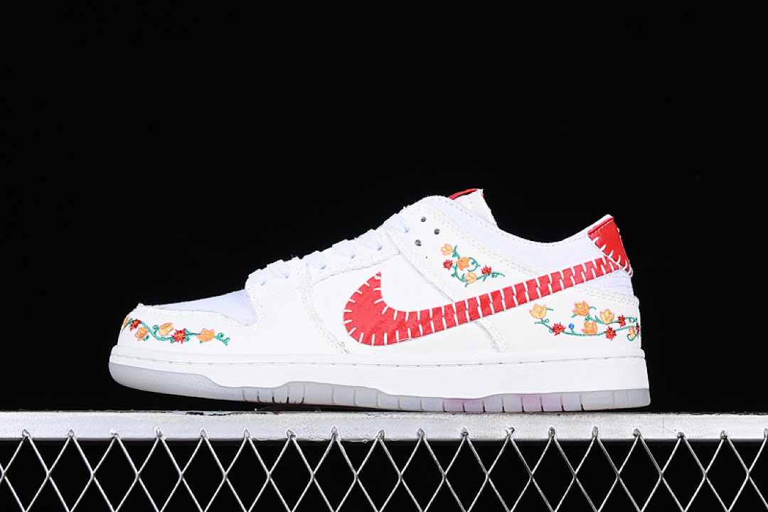 Unbranded [FD6951-700]-[DUNK LOW DECON SB N7 OPTI YELLOW/UNIVERSITY RED/BRIGHT CRIMSON/STADIUM (GREEN]), photo 1