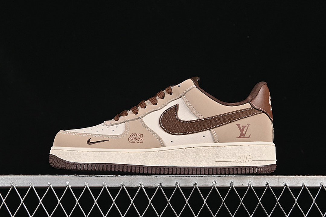 Nike Nike AIR FORCE 1 07 LOW LV WHITE/BROWN/GREY · KK1988-091, photo 1
