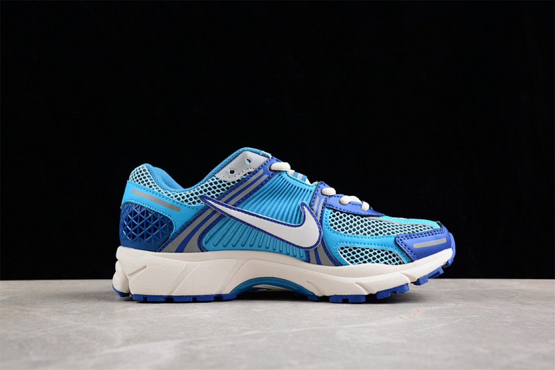 Nike [FB9149-400]-[ZOOM VOMERO 5 SP WHITE/BLACK/GREY/BLUE]-[MAN:39-45] - Image 12
