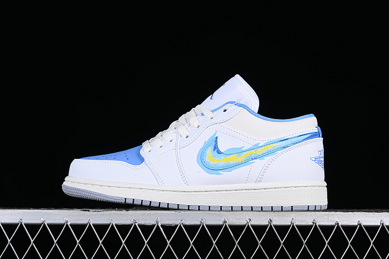 Jordan AIR Jordan 1 LOW BORN TO FLY WHITE/BLUE · FJ7219-441, photo 1