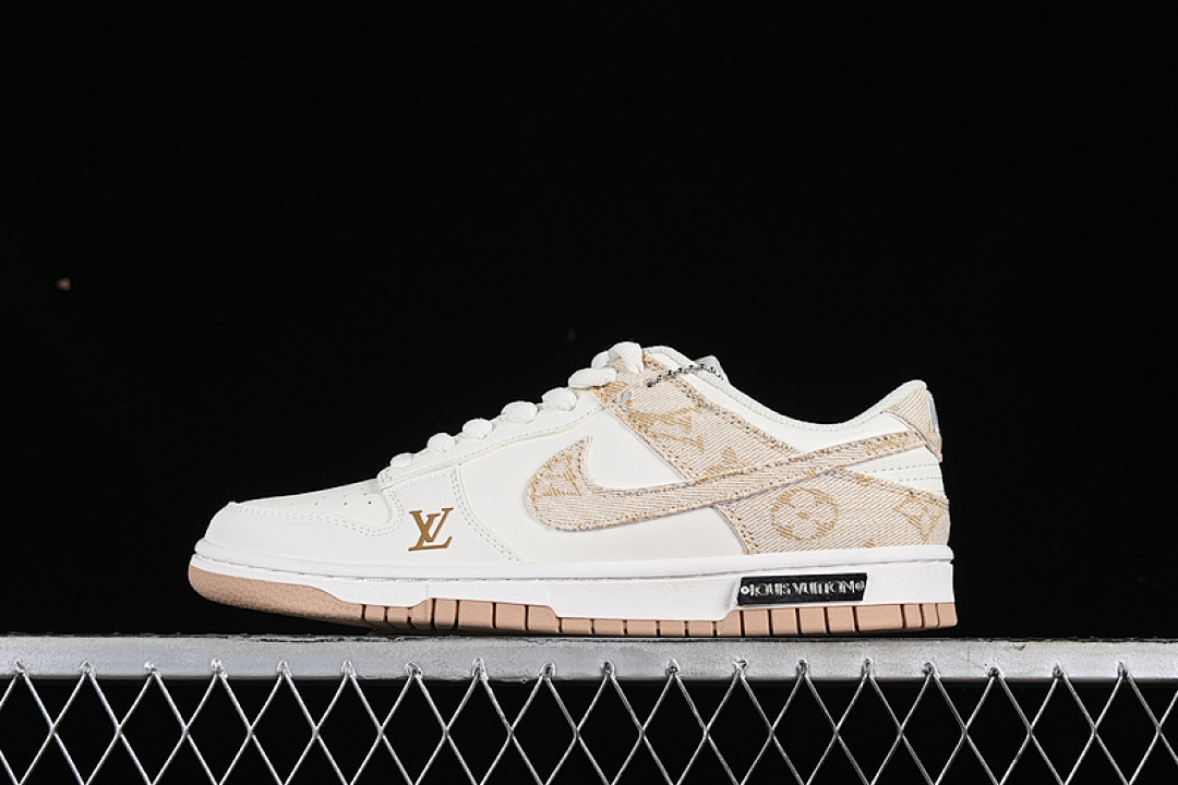 Unbranded [DJ2024-007]-[SB DUNK LOW L*V WHITE/YELLOW]-[WOMAN:36-39]-[MAN:40-45], photo 1
