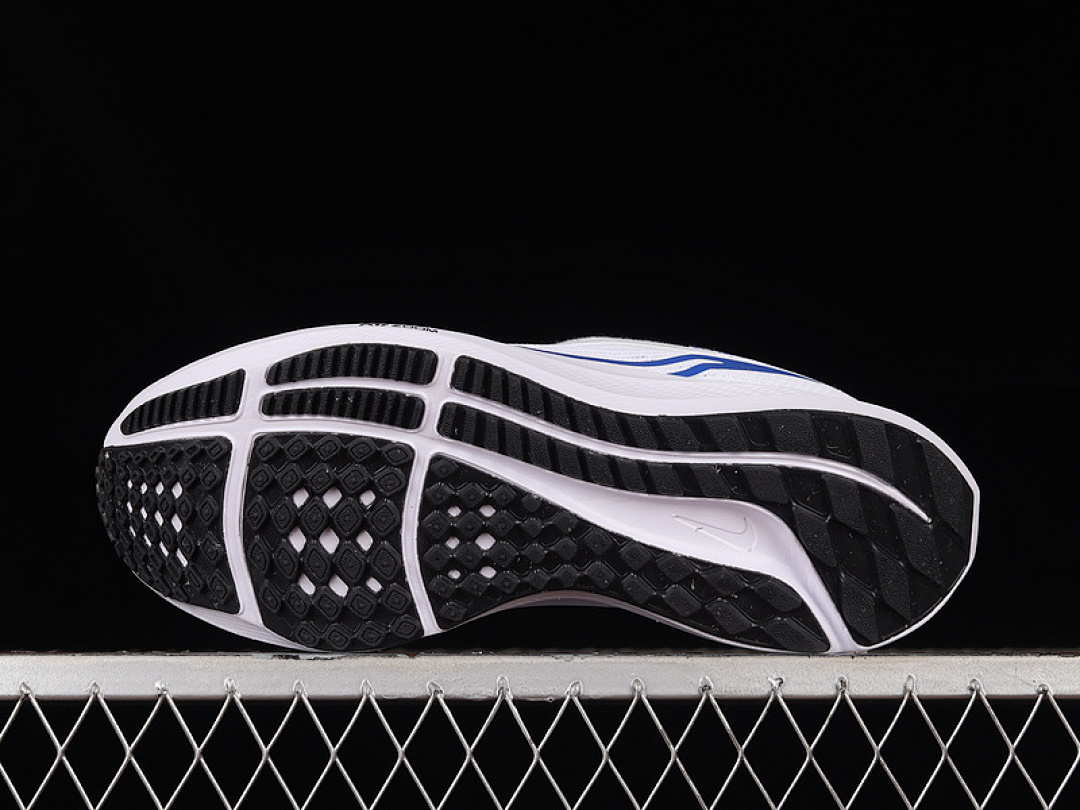 Nike [FJ2843-100]-[AIR ZOOM PEGASUS 40 UNION ATHLETICS CLUB]-[WOMAN:36-39]-[MAN:40.5-46] - Image 5