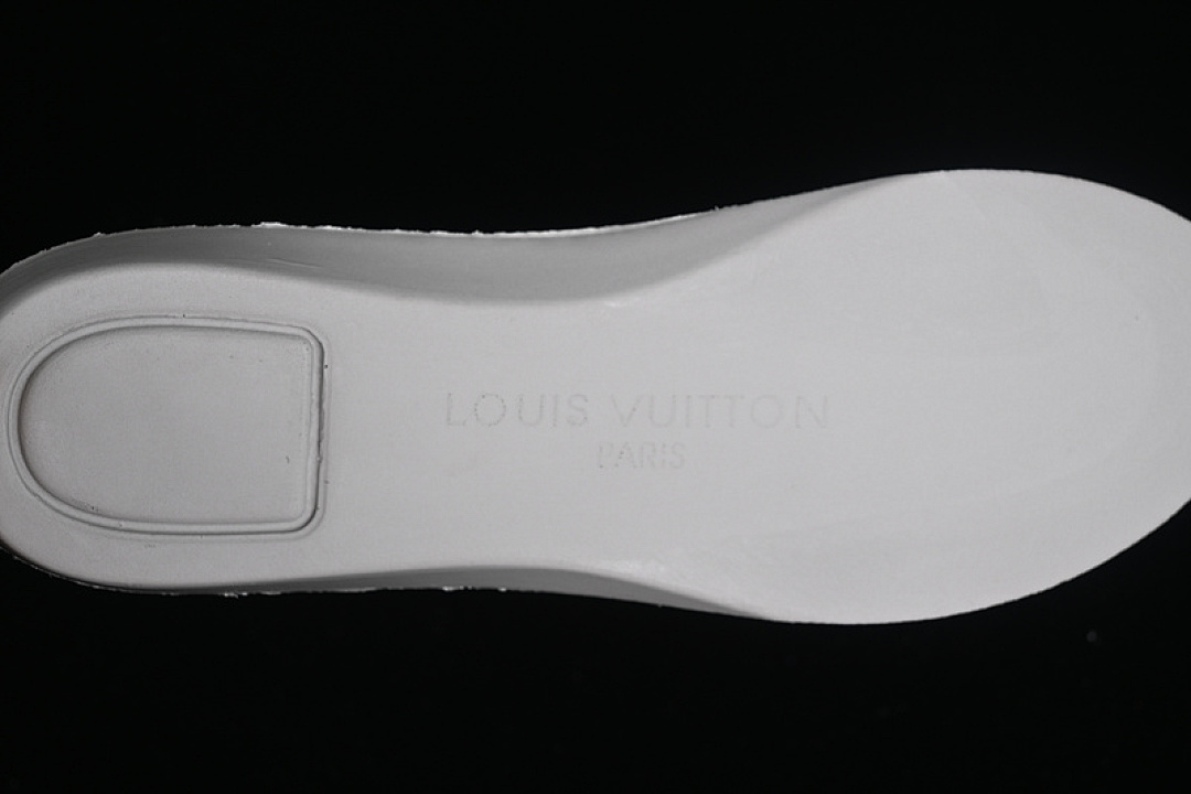Arc'teryx [380N GOLD WHITE]-[LOUIS VUITTON ARCHLIGHT SNEAKERS L*V WHITE/BROWN/GOLD]-[35-39] - Image 4