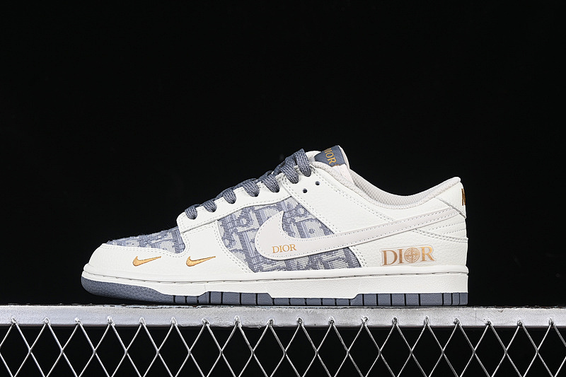 Nike SB DUNK LOW WHITE/GREY/GOLD · DM6868-043, photo 1