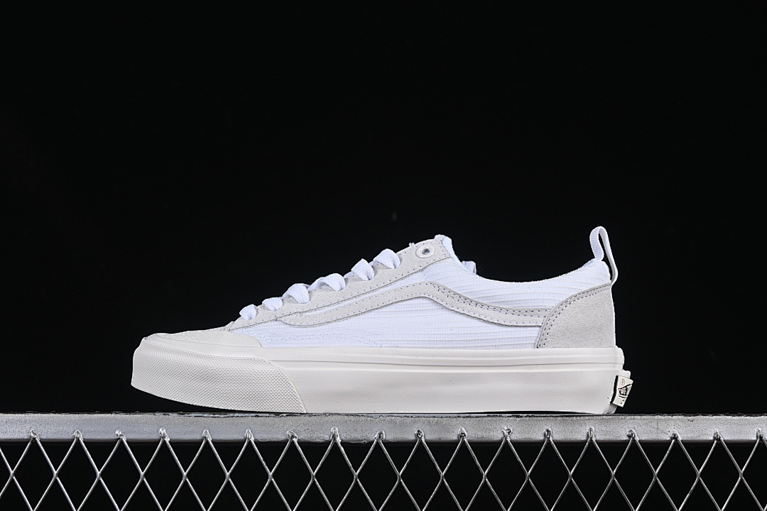Unbranded [VN000SHM07F]-[STYLE 36 DECON SF BOARD SHOES WHITE/BEIGE]-[WOMAN:35-39]-[MAN:40-44], photo 1