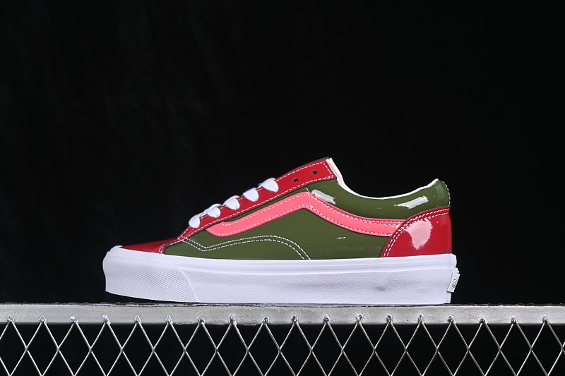 OLD SKOOL LOW-TOP CASUAL SKATE SHOES GREEN/RED/PINK · VN000E8VCCZ, photo 1
