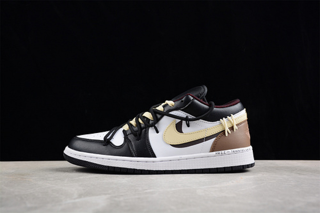 Jordan [553558 063]-[AIR JORDAN 1 LOW WHITE/GREY/BLACK/BROWN]-[MAN:40-46], photo 1