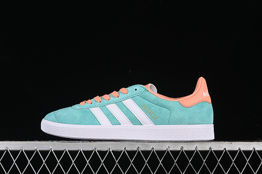 Unbranded [IH2627]-[MLS GAZELLE W BLUE/PINK/WHITE]-[WOMAN:36-39]-[MAN:40-45], photo 1