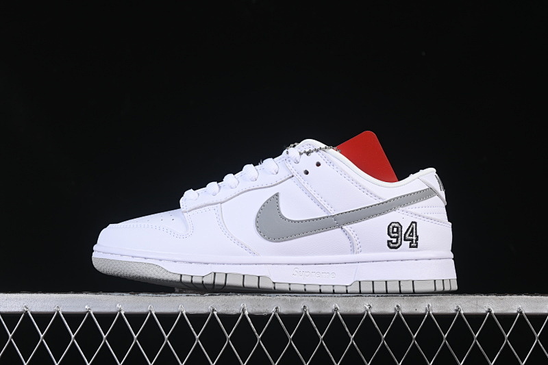 Supreme Nike SB DUNK LOW SUPREME WHITE/METALLIC SILVER/WHITE · HQ8487-100, photo 1