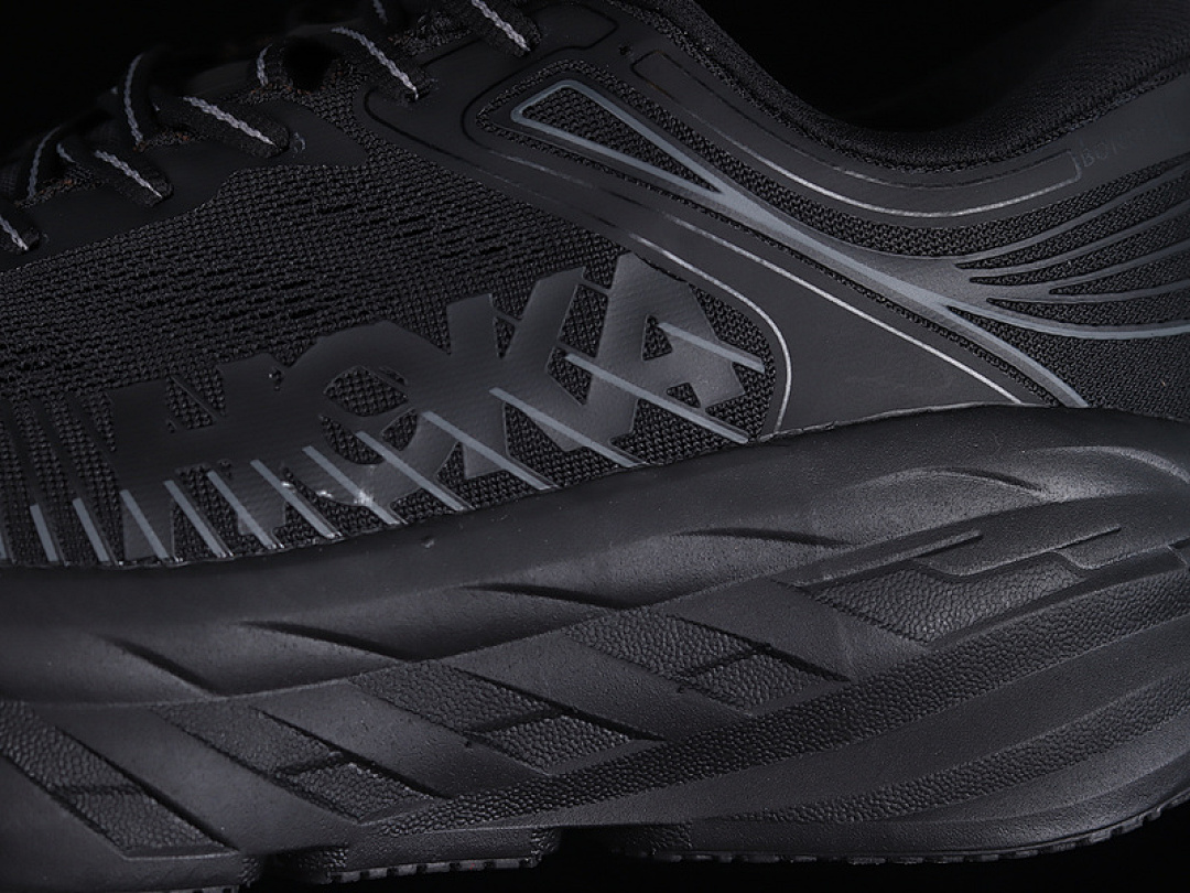 On Running [1110518/BBLC]-[HOKA ONE BONDI 7 BLACK/BLACK/BLACK]-[WOMAN:36-39]-[MAN:40-45] - Image 7