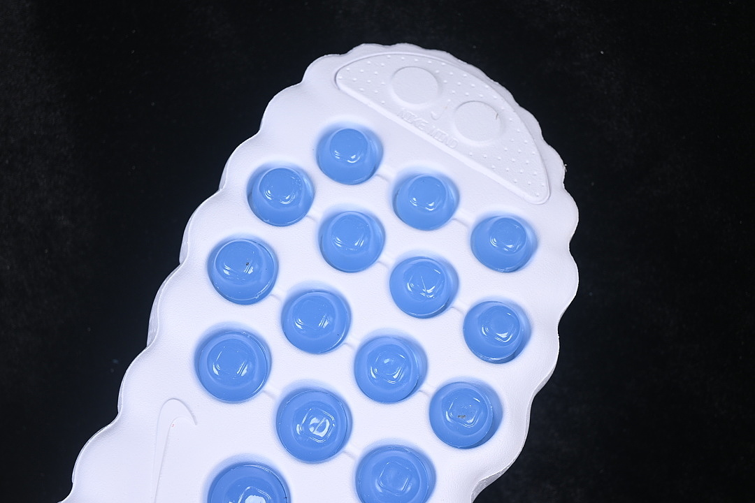 Unbranded [HQ4307-102]-[NEUROSCIENCE FOOT MASSAGE SLIPPERS WHITE/KLEIN BLUE]-[WOMAN:37-39]-[MAN:40-47.5] - Image 2