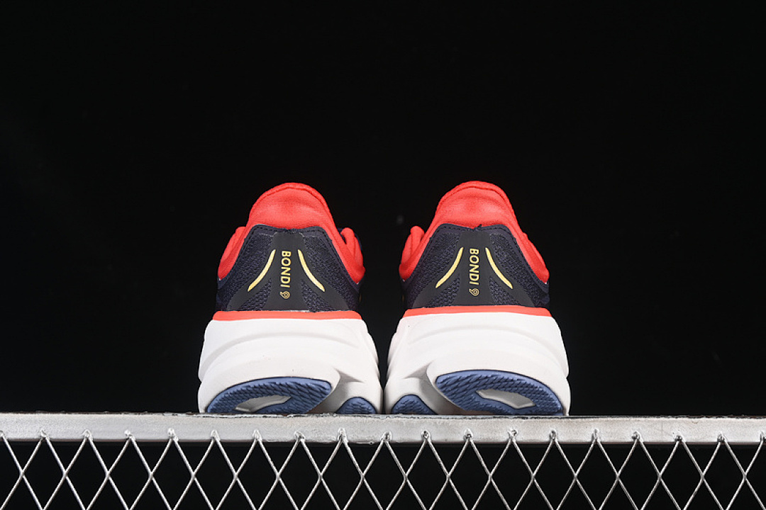 On Running [1162011 VLD]-[HOKA ONE BONDI 9 WHITE/BLUE/RED]-[WOMAN:36-39]-[MAN:40-45] - Image 14