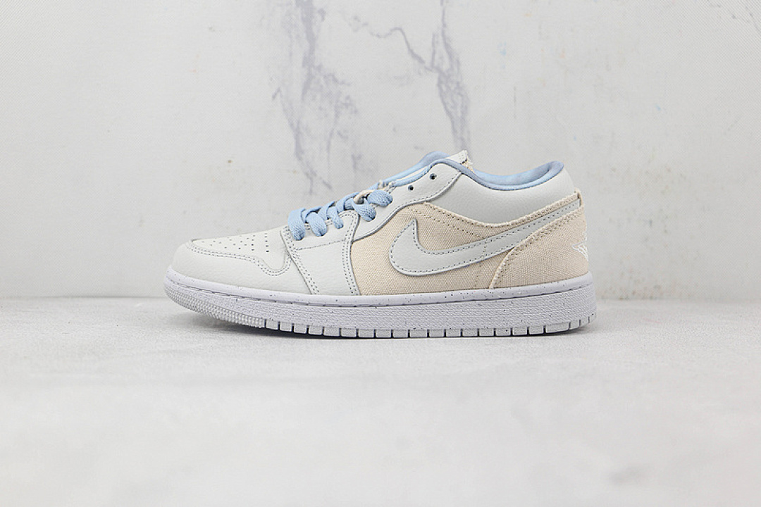 Jordan AIR Jordan 1 LOW SAIL CANVAS IRIS WHISPER/SAIL/WORN BLUE · DQ4151-500, photo 1