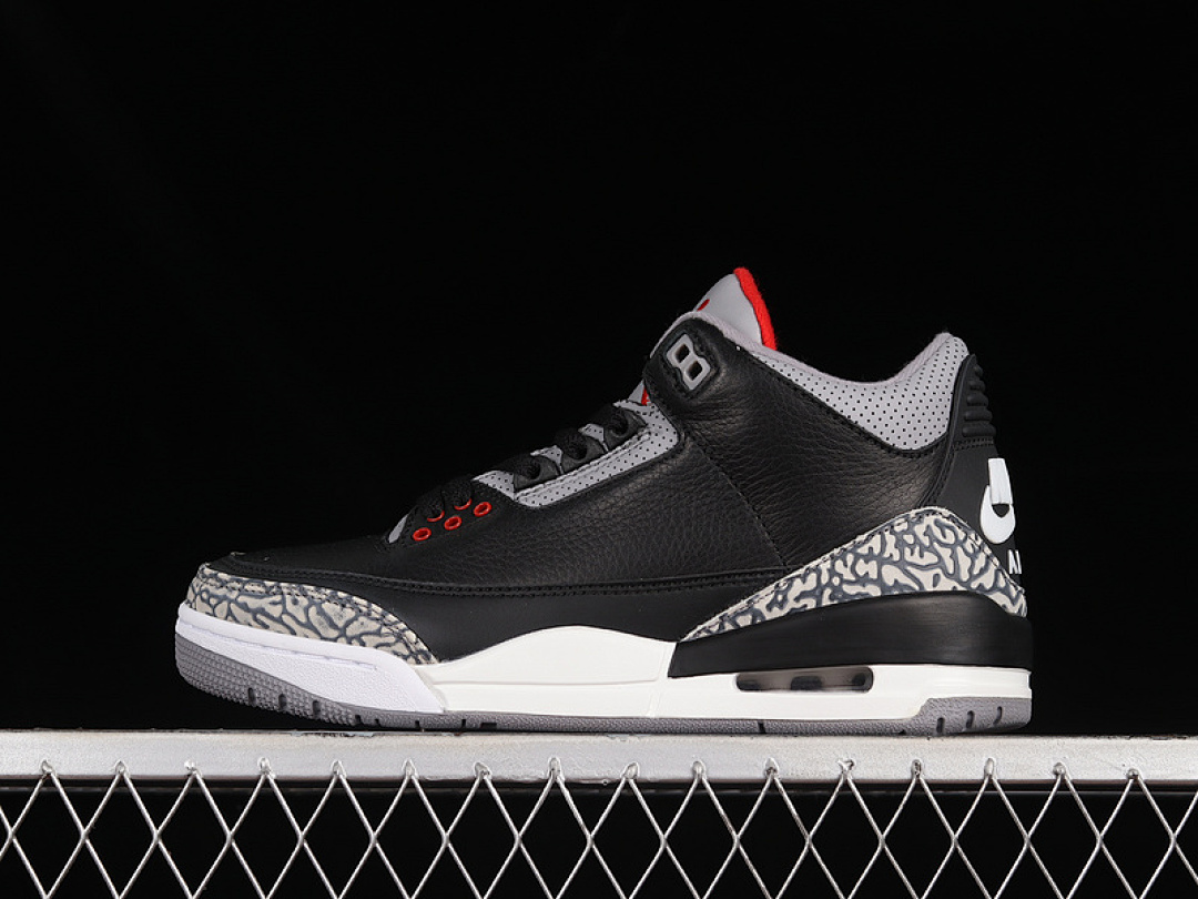 Jordan AIR Jordan 3 RETRO OG BLACK CEMENT 2018 BLACK/CEMENT GREY-WHITE-FIRE RED · 854262-001, photo 1