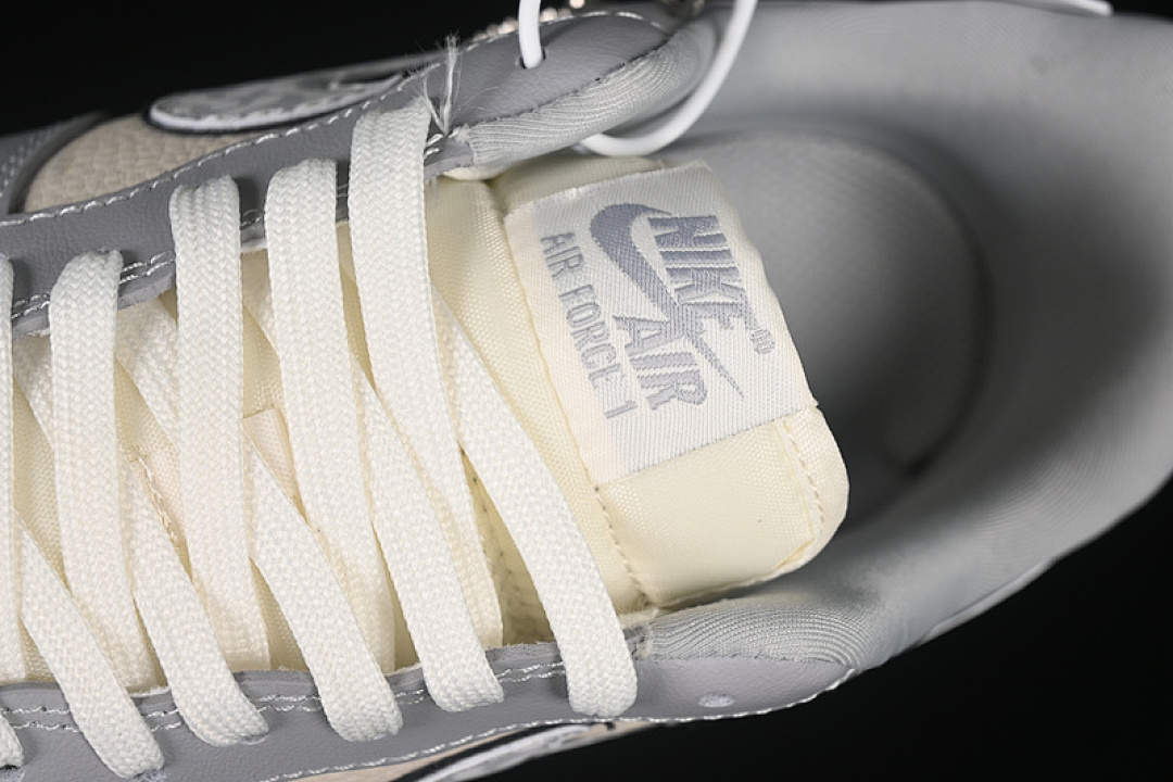 Nike [KK1988-077]-[AIR FORCE 1 07 LOW KAWS WHITE/GREY]-[WOMAN:36-39]-[MAN:40-45] - Image 9