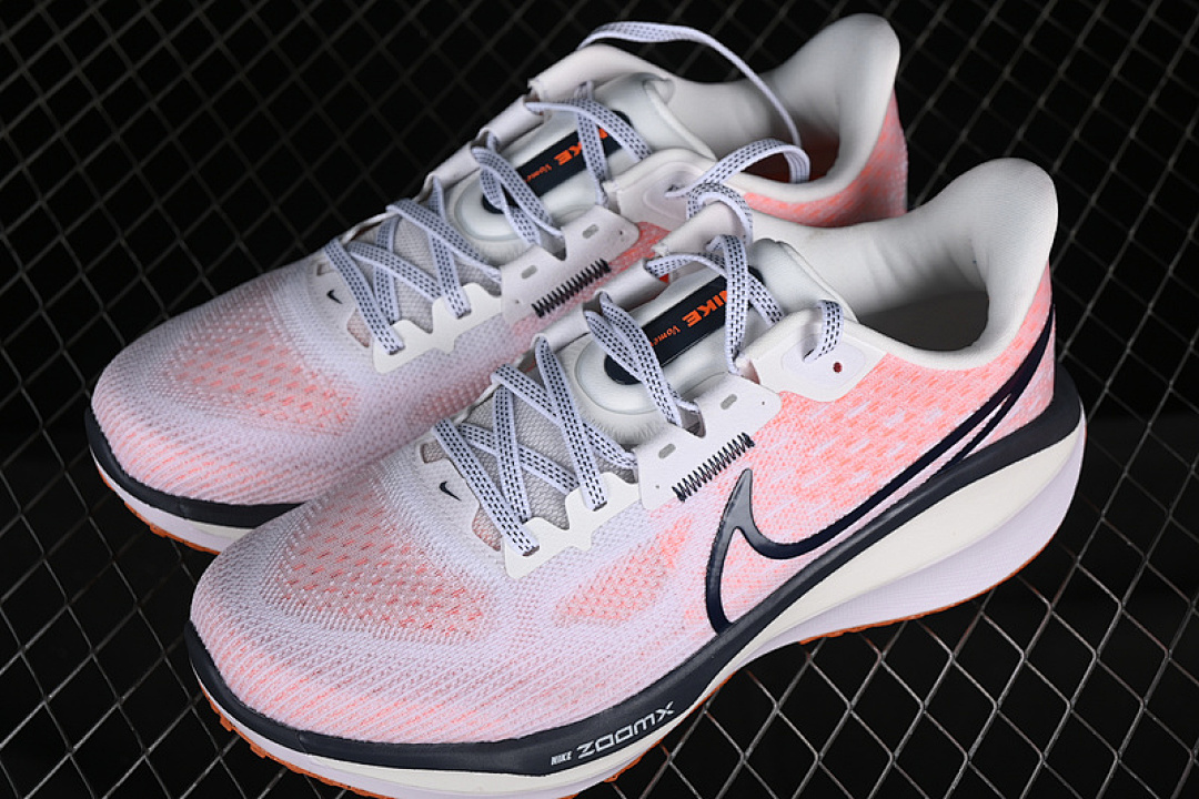 Nike [FB1309-102]-[AIR ZOOM VOMERO 17 SUMMIT WHITE/TOTAL ORANGE/WHITE/THUNDER BLUE]-[MAN:39-46] - Image 10