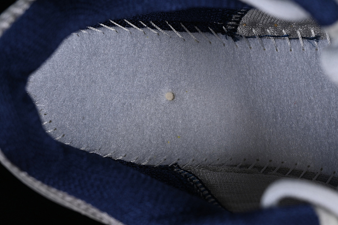 Nike [FJ4151-001]-[ZOOM VOMERO 5 MS GREY/SILVER/YELLOW]-[WOMAN:36-39]-[MAN:40-45] - Image 5