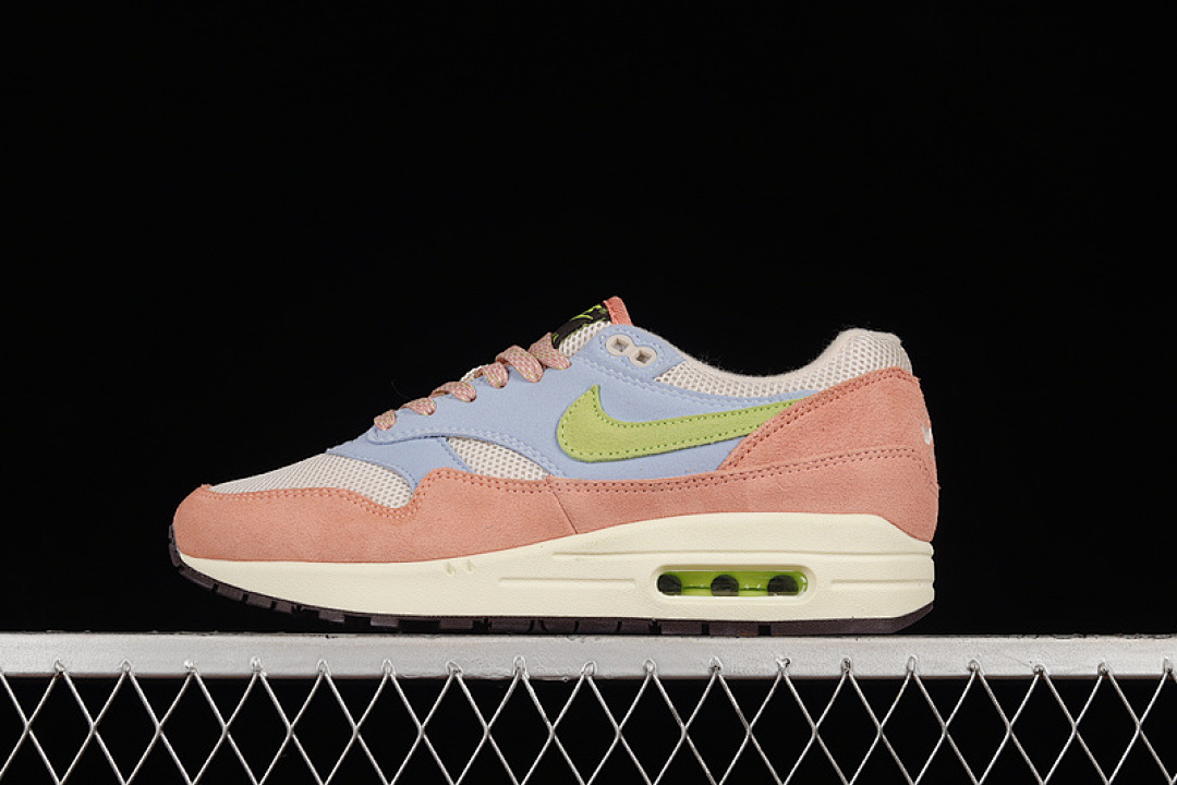 Nike AIR MAX 1 LIGHT MADDER ROOT/VIVID GREEN/RATTAN · DV3196-800, photo 1