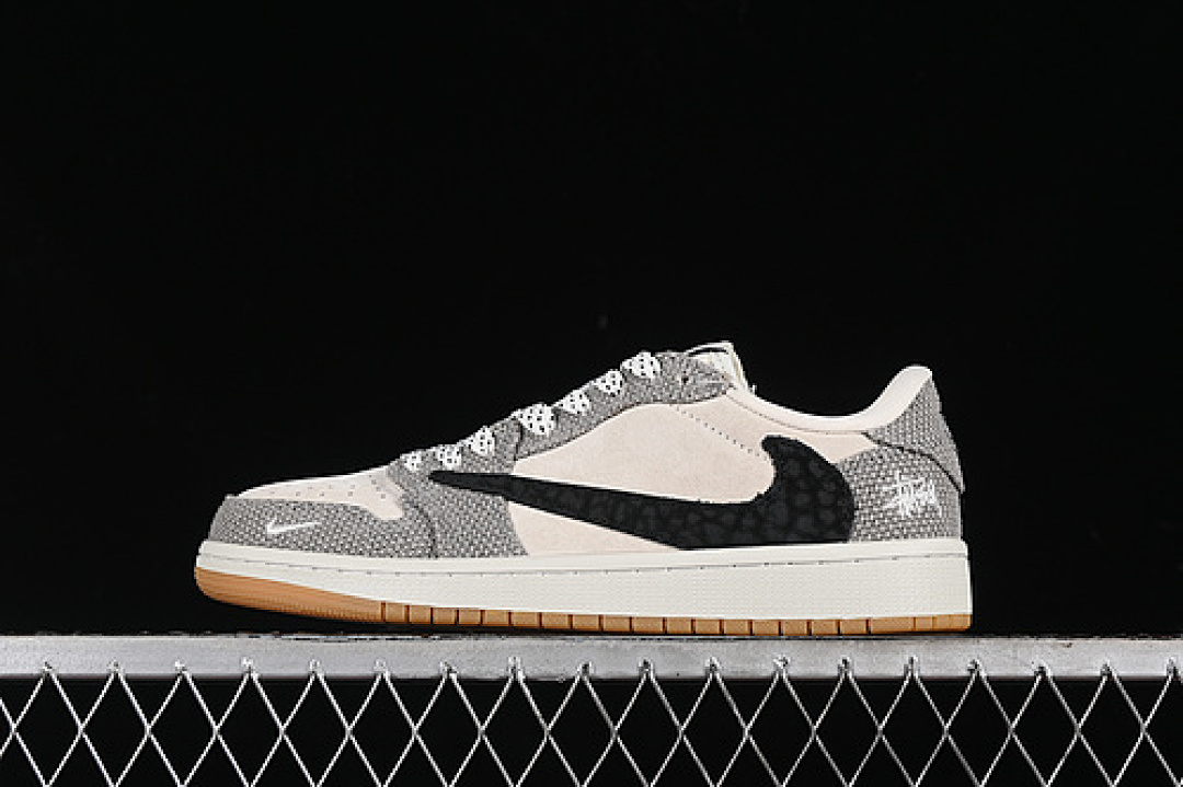 Jordan TRAVIS SCOTT X FRAGMENT DESIGN AIR Jordan 1 LOW OG SP WHITE/GREY/BLACK · JH6089-006, photo 1