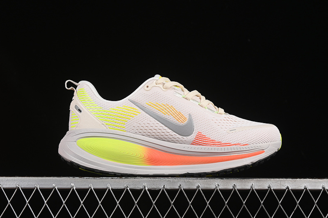 Nike [HQ2157-003]-[AIR ZOOM VOMERO 18 WHITE/GREEN/ORANGE]-[WOMAN:36-39]-[MAN:40-46] - Image 16