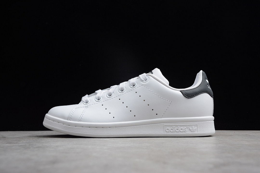 STAN SMITH BOLD WHITE/BLACK · S75213, photo 1