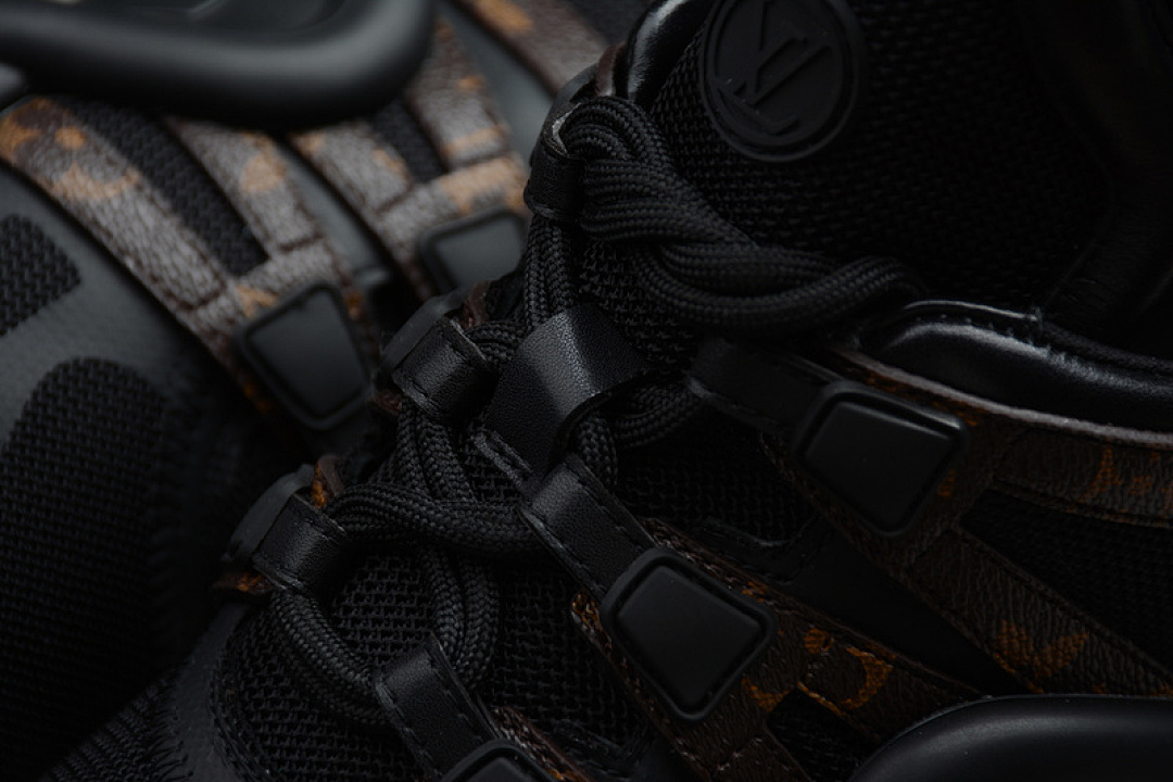 Arc'teryx [L*V ARCHLIGHT SNEAKER BLACK/BLACK/BLACK]-[WOMAN:35-40] - Image 9