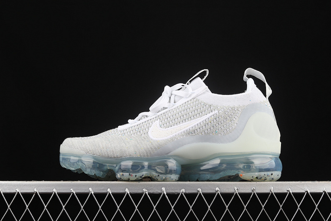Unbranded [DC4112-100]-[AIR VAPORMAX 2021 FLYKNIT WHITE/PURE PLATINUM/METALLIC SILVER]-[UNISEX:36-45], photo 1