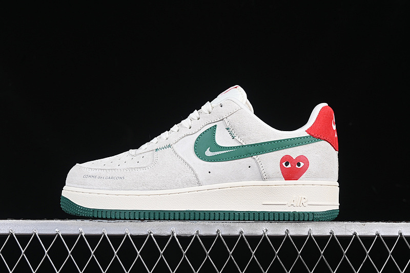 Nike Nike AIR FORCE 1 07 LOW WHITE/GREY/GREEN/RED · DF0188-033, photo 1